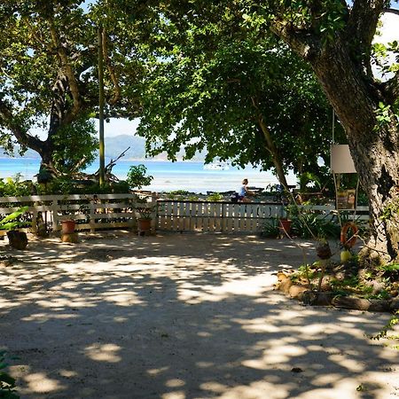 Villa Charette-Self Catering Villas Ла-Диг Экстерьер фото