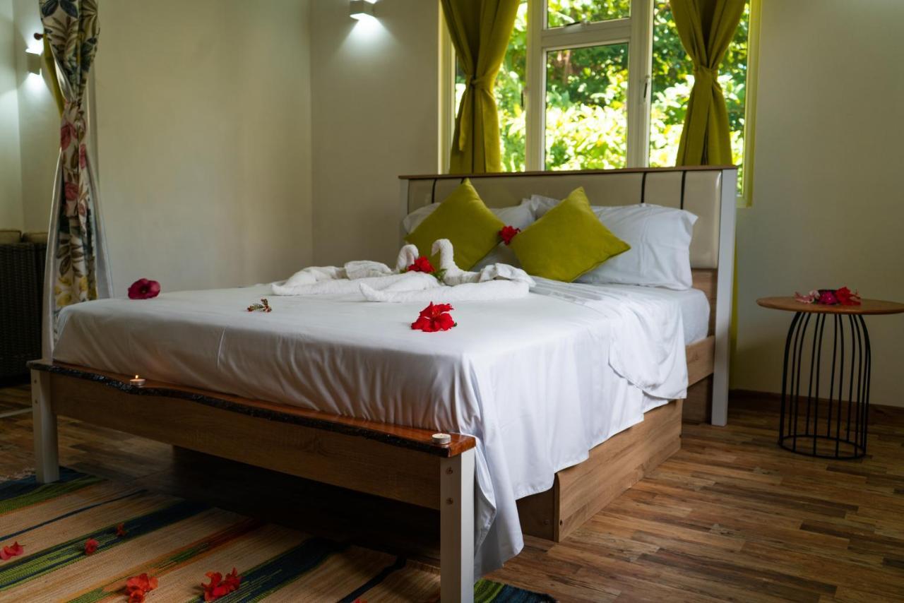 Villa Charette-Self Catering Villas Ла-Диг Экстерьер фото