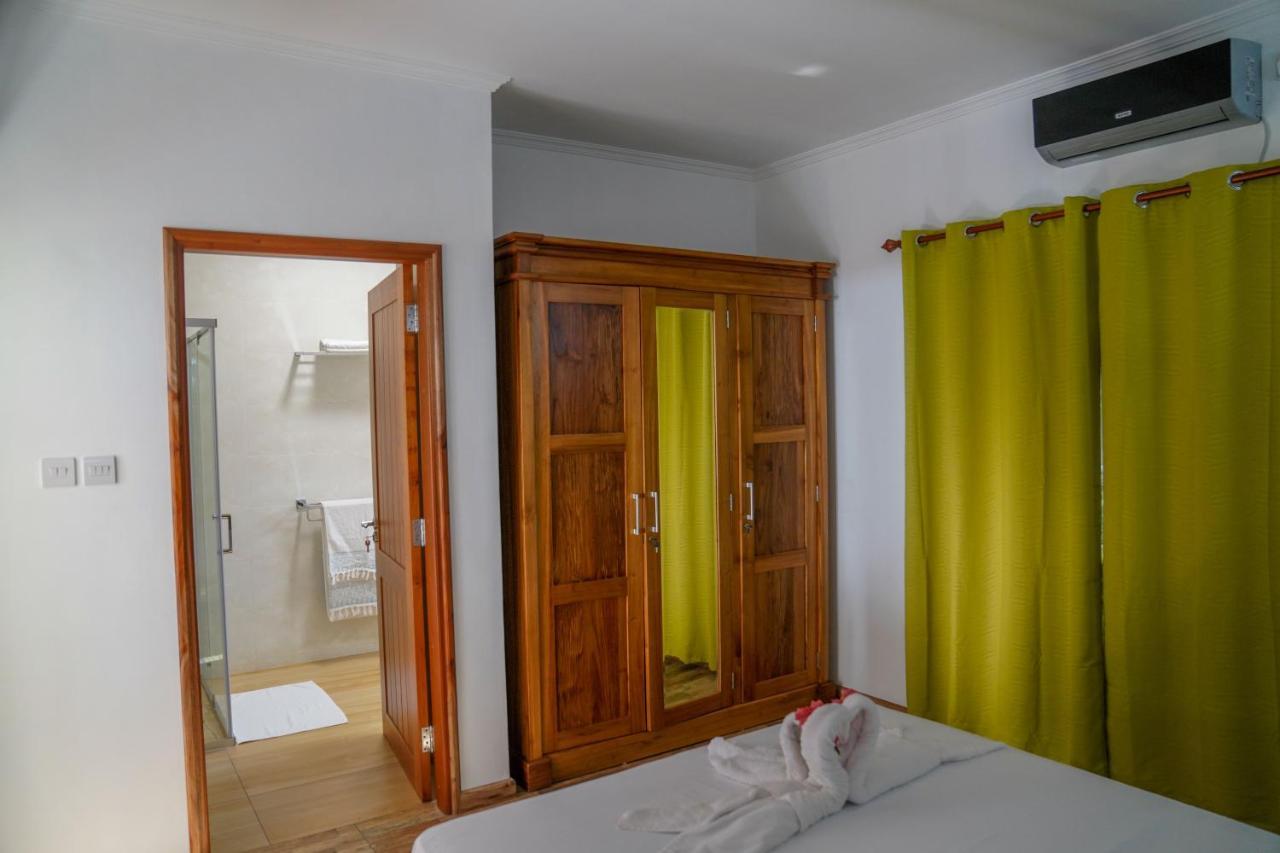 Villa Charette-Self Catering Villas Ла-Диг Экстерьер фото
