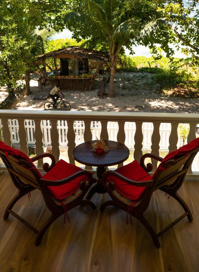Villa Charette-Self Catering Villas Ла-Диг Экстерьер фото