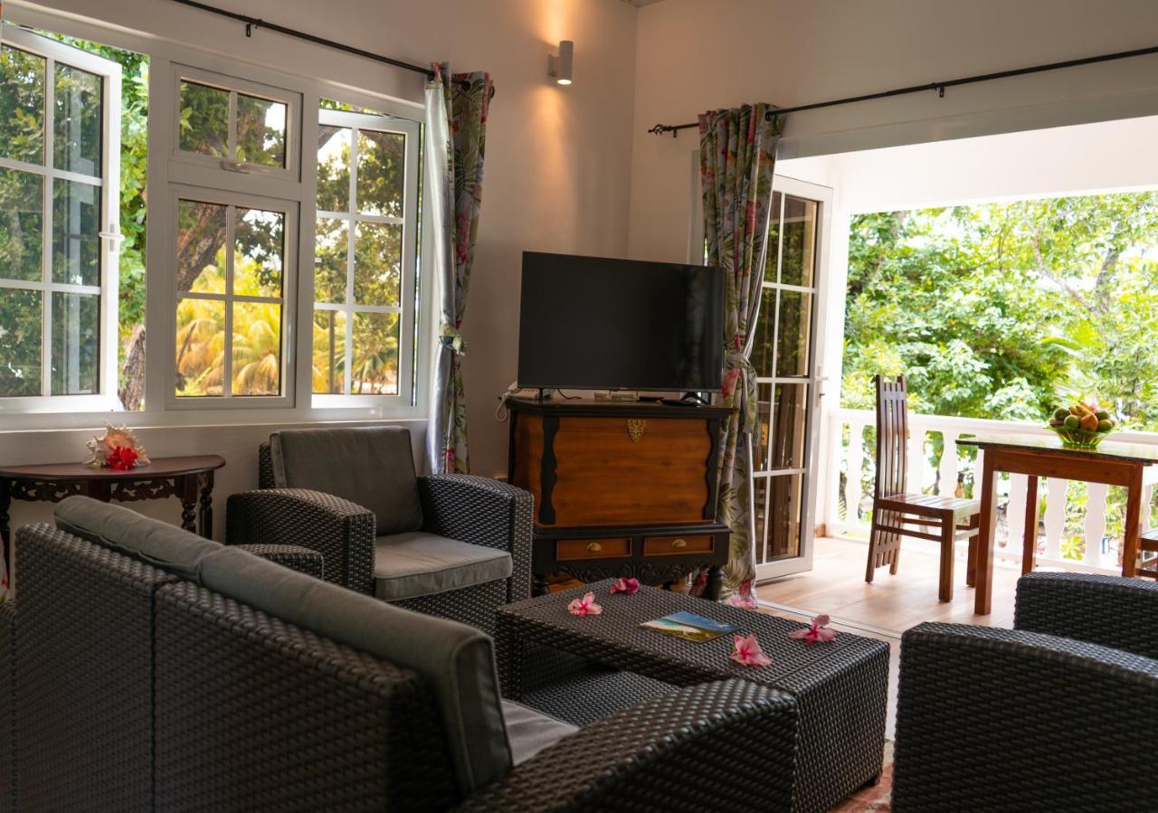 Villa Charette-Self Catering Villas Ла-Диг Экстерьер фото